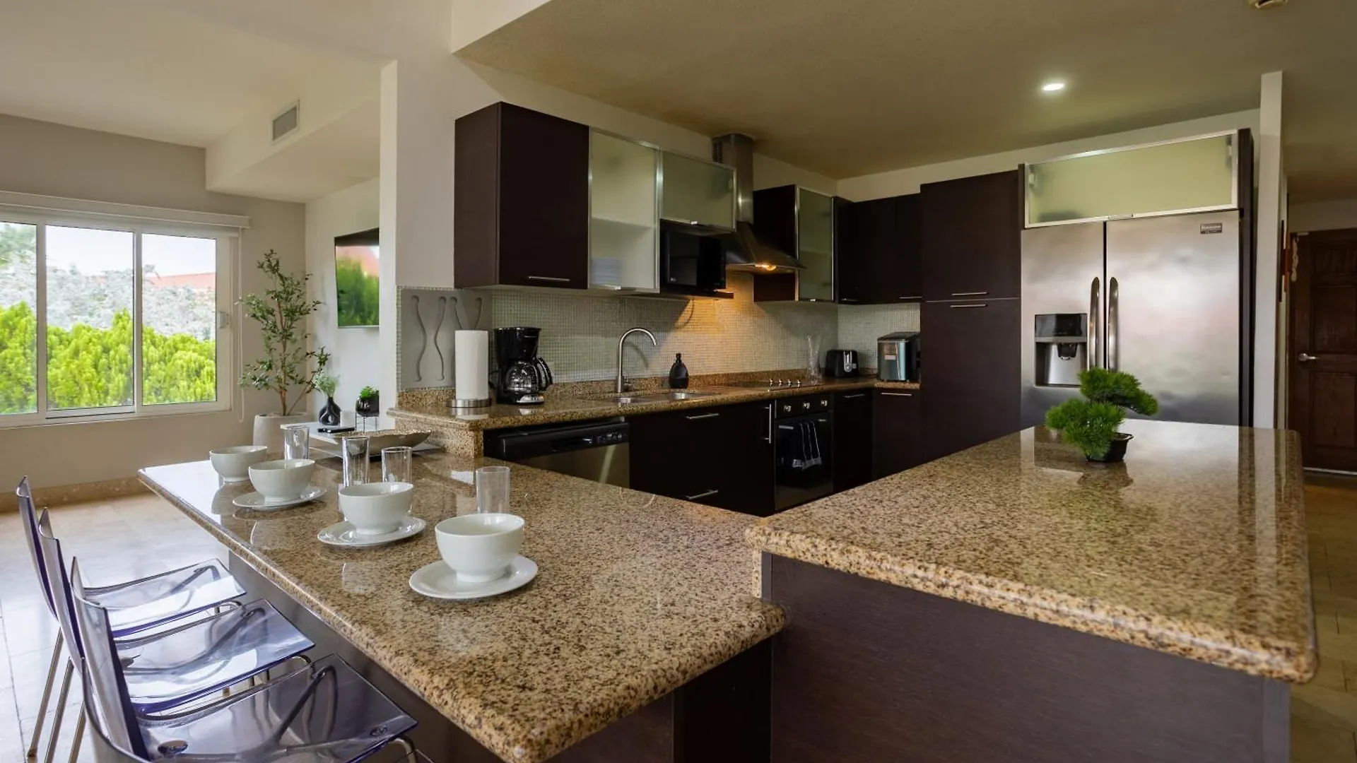 Apartamento 4 Bedrooms Modern Condo At Walking Distance From Eagle Beach Palm Beach Aruba